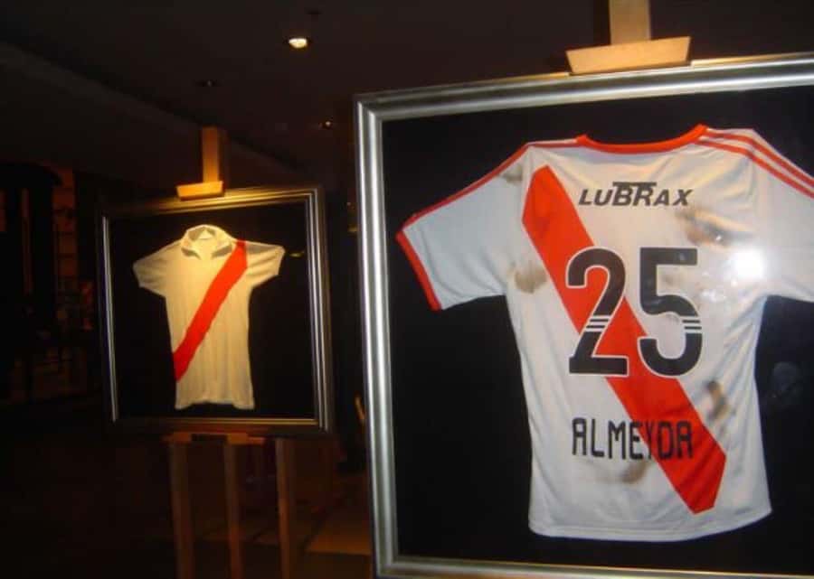 Buenos Aires: Tickets to River Plate Museum - Walking through the time tunnel