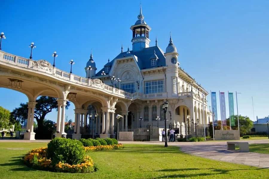 Buenos Aires: Tigre Delta Half-Day Tour with Navigation - The Drive North Past Buenos Aires Landmarks