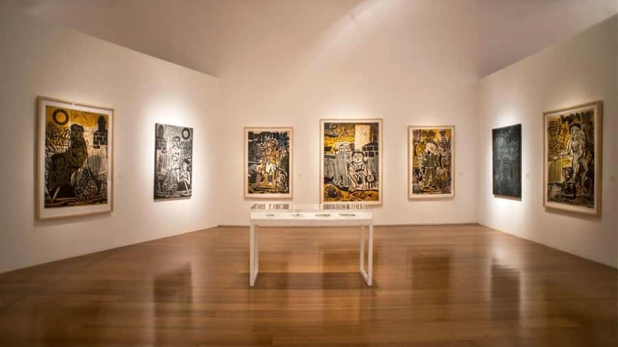 Buenos Aires: Walking City Tour with Colón Theater & Museums - Plaza de Mayo brings the city’s story together