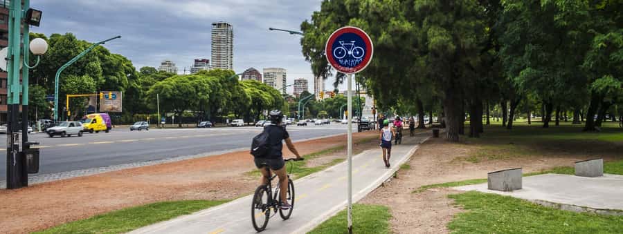 City Bike Tour in Palermo and Recoleta - Following Avenida del Libertador toward Recoleta