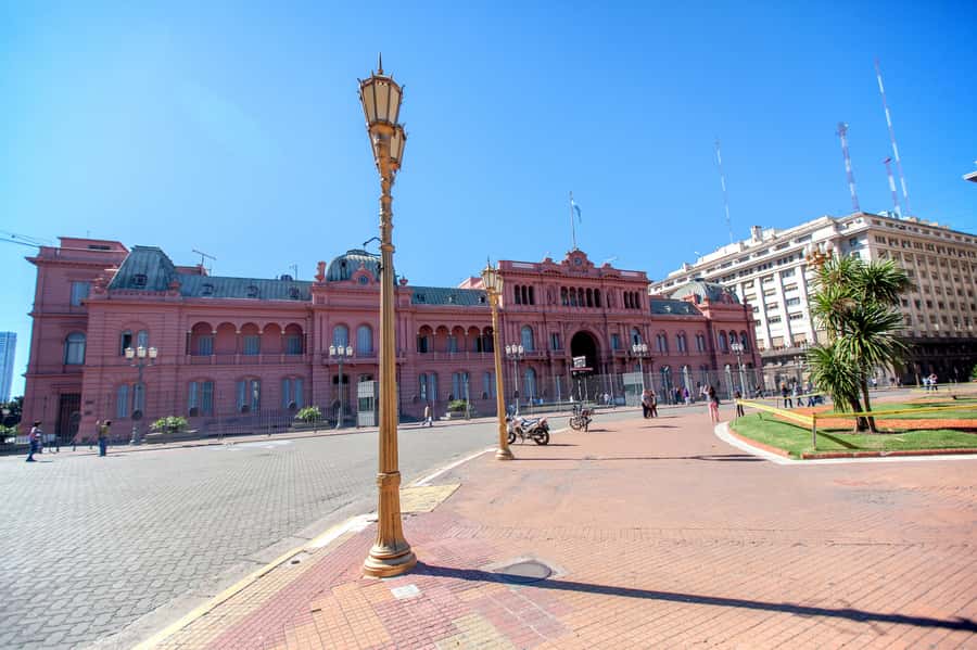 Classic City Tour of Buenos Aires: Neighborhoods and Emblems - Montserrat and San Telmo: colonial details and narrow streets