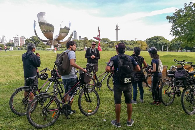 Cultural Experience by Bike around Palermo and Recoleta Max 6 ppl - Grand avenues and the quiet side of Palermo Chico