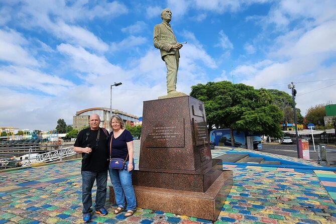 Discover Buenos Aires: Private Tour with Your Expert Local Guide - Congreso and San Nicolas: monuments, theaters, and the Obelisk