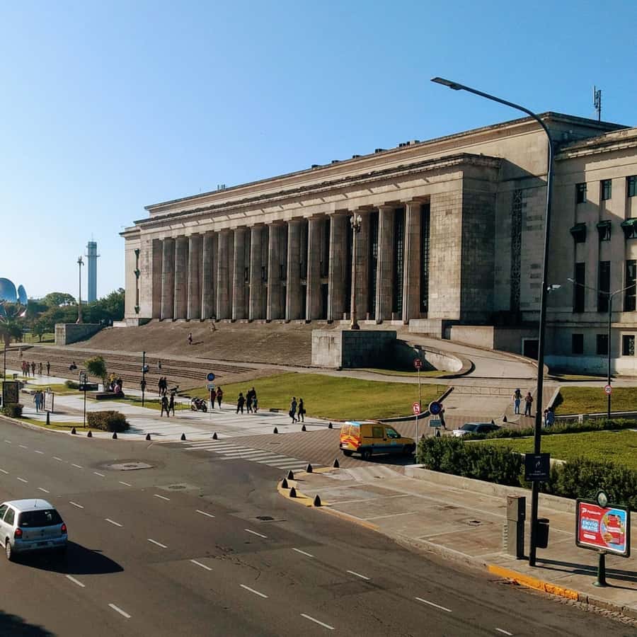 Discover Recoleta, Buenos Aires' Little Paris - Plaza Francia and Centro Cultural Recoleta