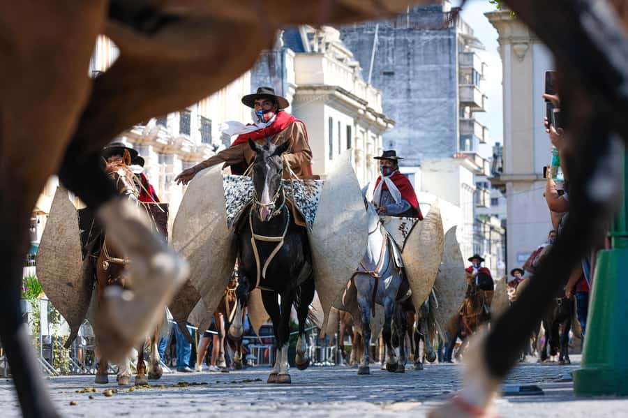 Discover Salta and enjoy the city with a photojournalist - Finishing at the Güemes Monument
