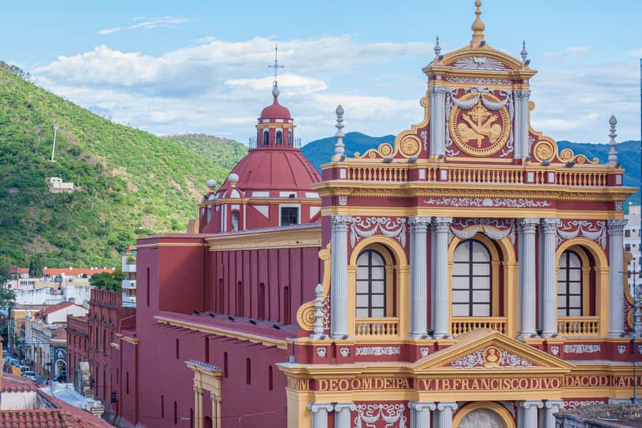 Discover Salta and enjoy the city with a photojournalist - The photo service adds real value
