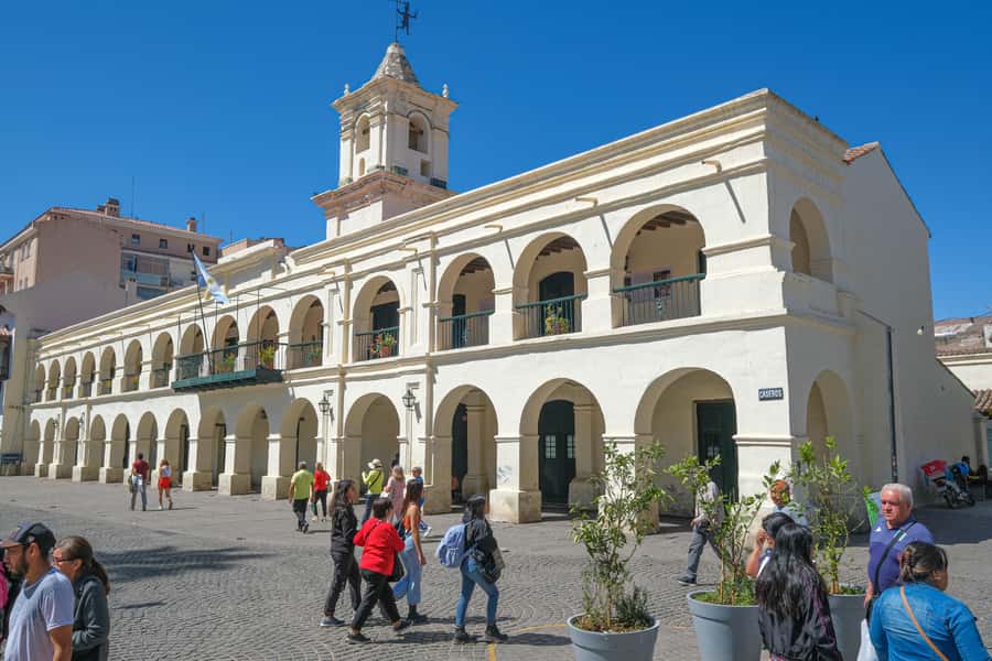 Discover Salta and enjoy the city with a photojournalist - Meeting at the History Museum of the North
