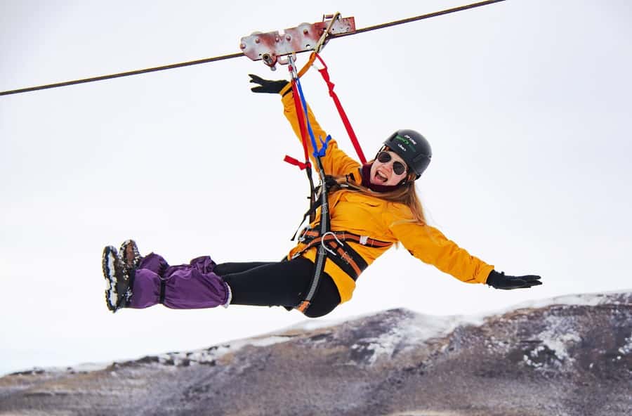 El Calafate: 4WD Adventure with Optional Hike or Zipline - Watching wildlife on the hill slopes