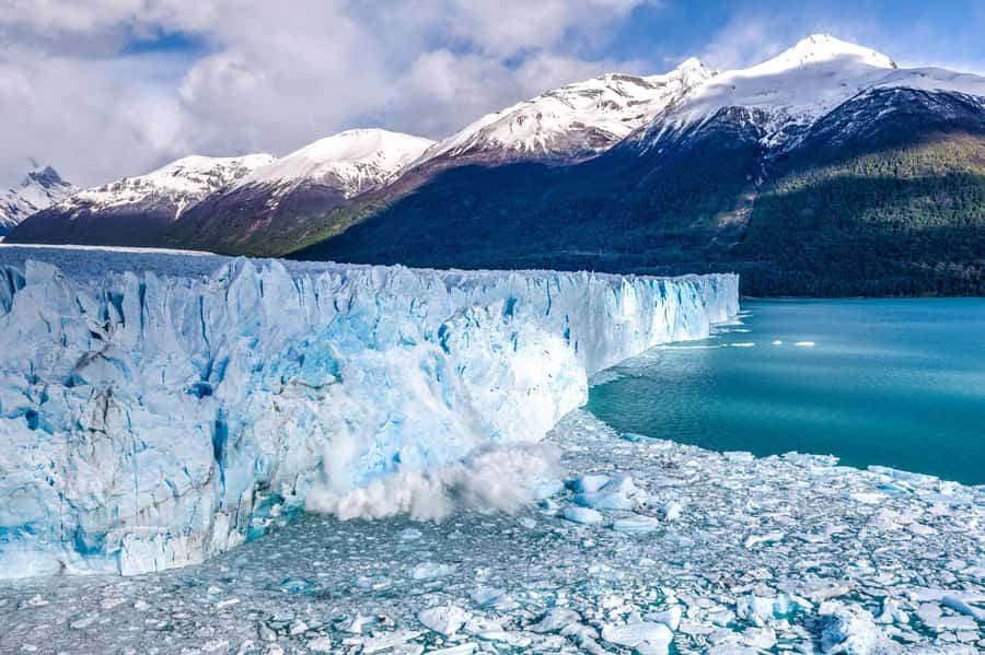El Calafate: Perito Moreno Glacier, Boat Cruise & Glaciarium - Two hours on Perito Moreno’s elevated walkways