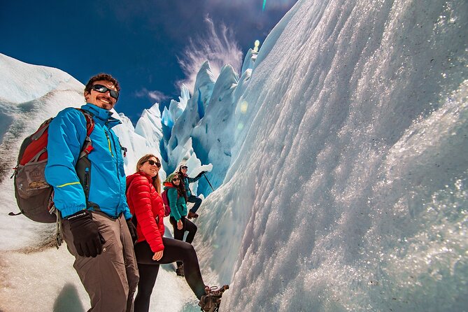 El Calafate Perito Moreno Glacier Minitrekking Adventure Tour - 7:00 a.m. pickup and the ride to Bajo de las Sombras