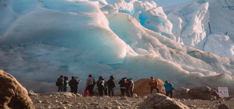 El Calafate: Safari Azul Los Glaciares Trekking Tour - Hiking Beside the Southern Ice Wall