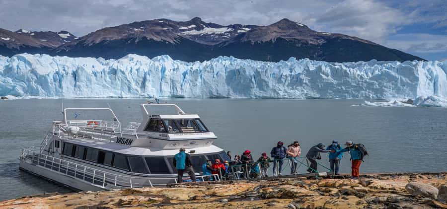 El Calafate: Safari Azul Los Glaciares Trekking Tour - Who Should Book This Excursion?