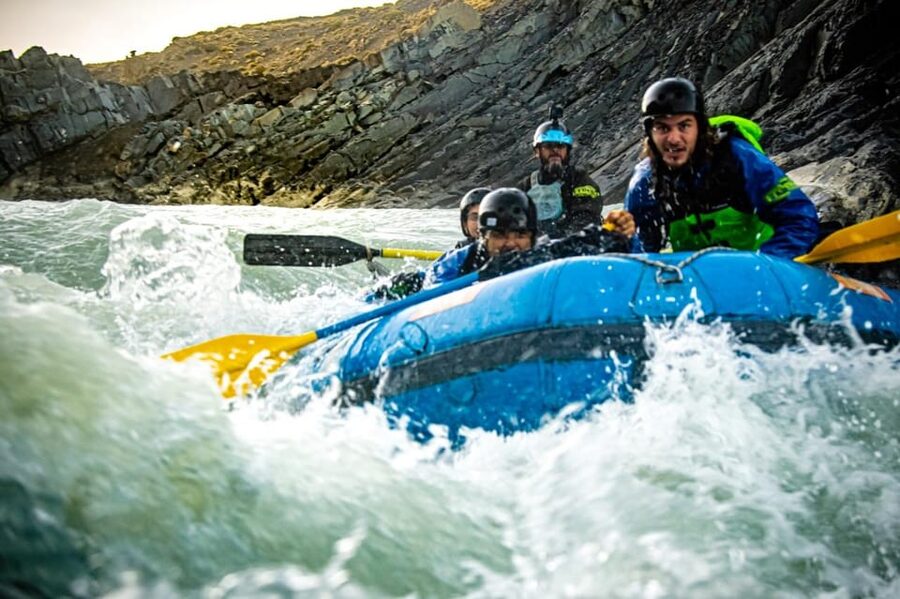 El Chalten: Rio de las Vueltas and Patagonia Rafting - Cold water, changing weather, and the right clothing