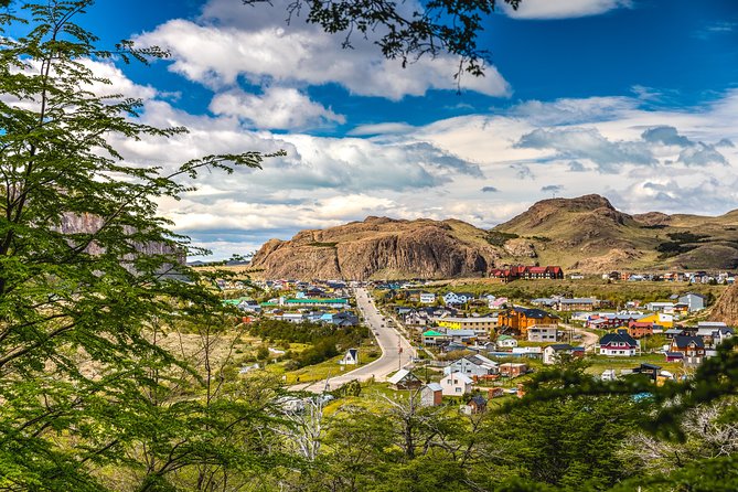 El Chaltén with Trekking from El Calafate - Mirador de los Cóndores and the first view of the peaks