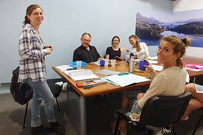 English Classes with Native Teachers - Key points at a glance