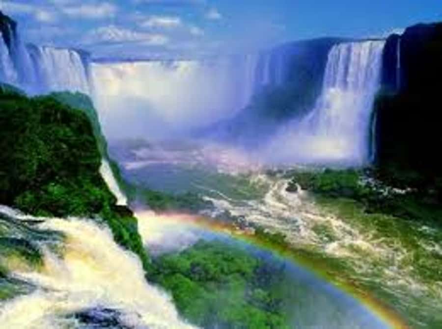 Explore Iguazu Falls in Brazil: An Unforgettable Experience - Key points to know before booking