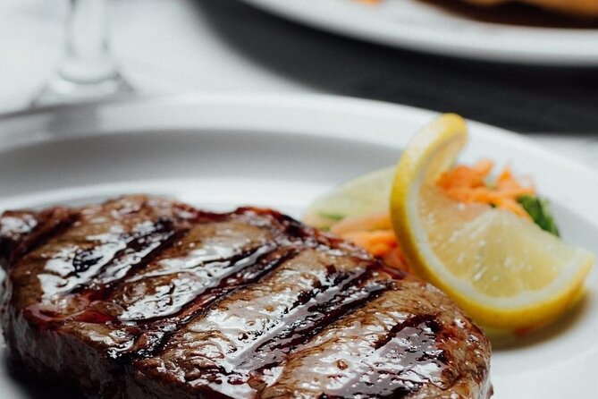 Food Tour in Buenos Aires City in Small Groups - The guides make or break the evening