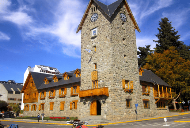 From Bariloche: Half-Day Circuito Chico Sightseeing Tour - Llao Llao Hotel and San Eduardo Chapel