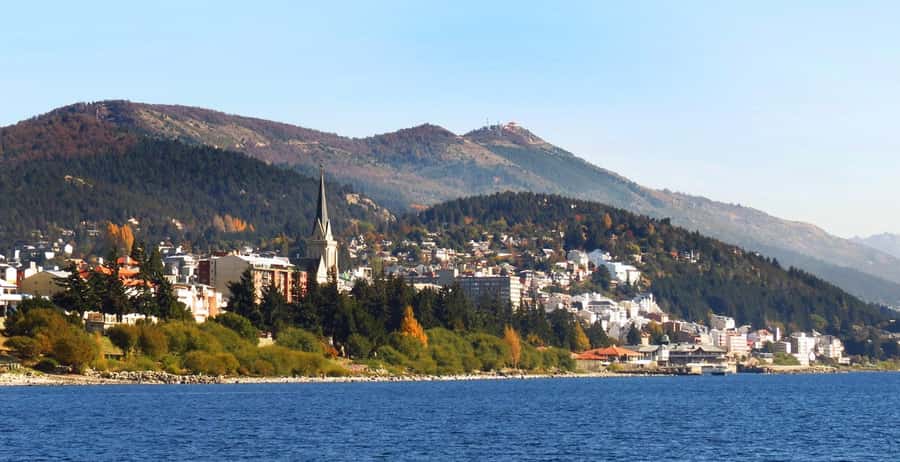 From Bariloche: Half-Day Circuito Chico Sightseeing Tour - Puerto Pañuelo and the route toward Bahía López