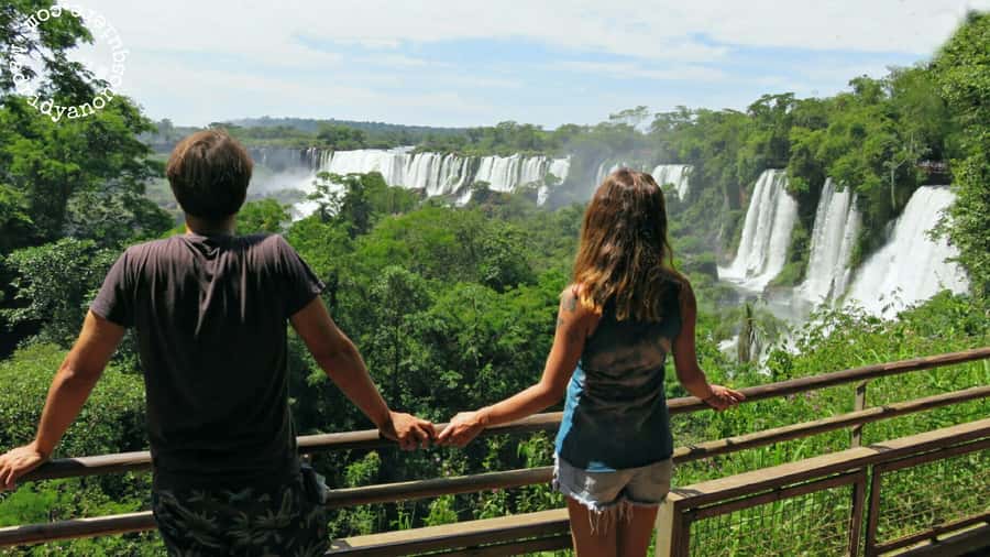 From Buenos Aires: 3-Day Iguazu Falls Tour with Airfare - What the $550 price really covers