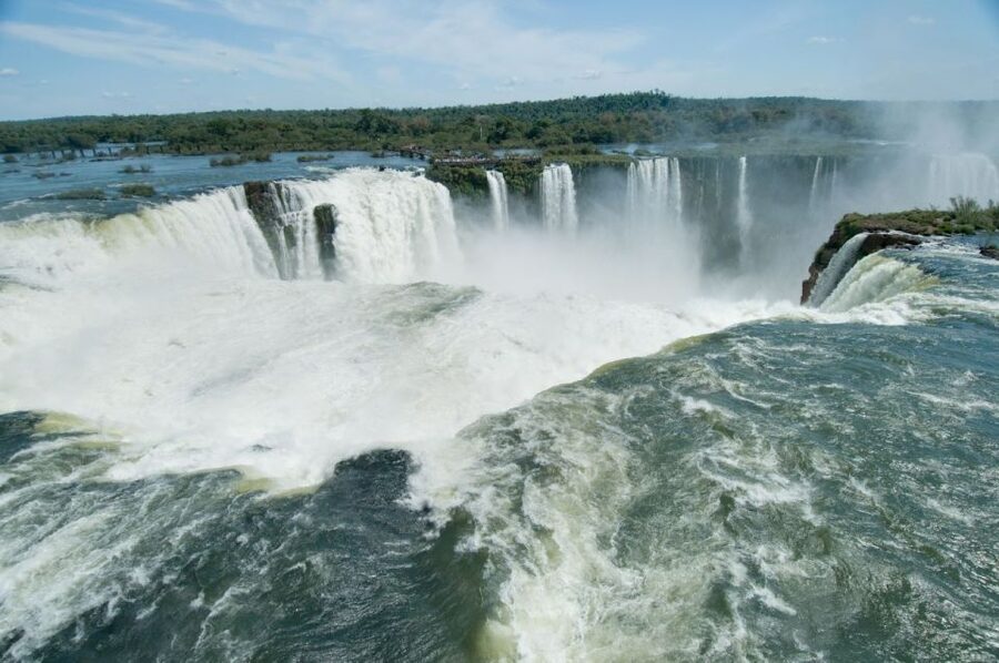 From Foz do Iguaçu: Argentinean Falls Tour with Pickup - Food, tickets, and the true cost