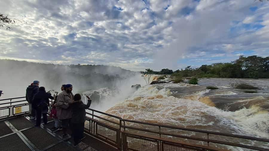 From Foz do Iguaçu: Iguazú Falls Boat Ride Argentina - What to bring for a comfortable day
