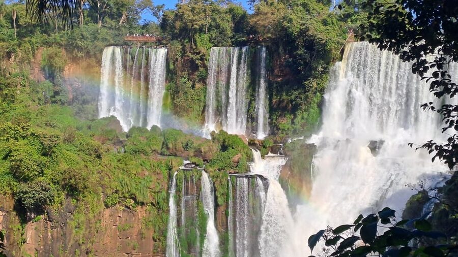 From Foz do Iguaçu: Tour to Argentinian Falls - What the price includes, and what it does not