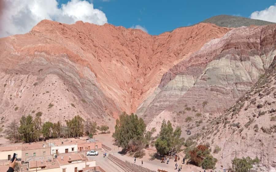 From Jujuy: Quebrada de Humahuaca, Purmamarca and Tilcara - Volcán marks the transition to the gorge