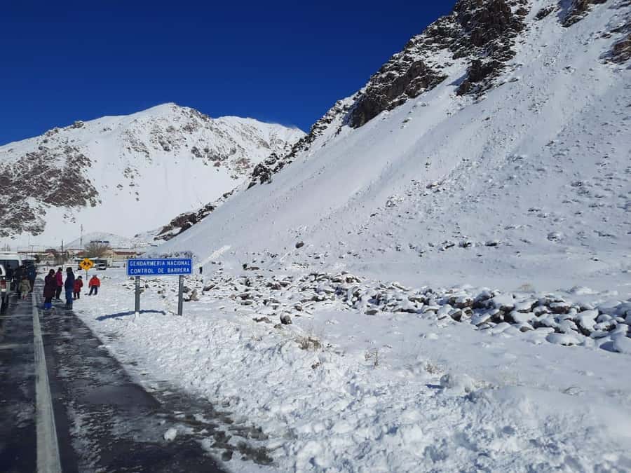 From Mendoza: Andes High Mountain Full-Day Tour - Leaving Mendoza for the Andes