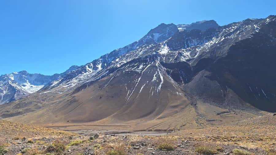 From Mendoza: Andes High Mountain Full-Day Tour - Uspallata: a useful break in the journey