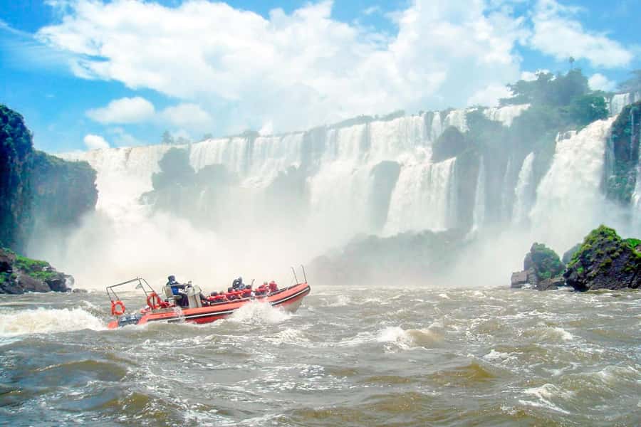 From Puerto Iguazu: Argentinian Iguazu Falls with Boat Ride - Why the Argentine side is worth your time