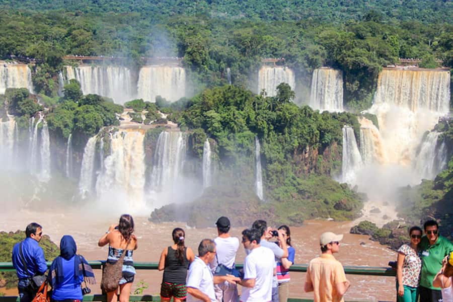 From Puerto Iguazu: Argentinian Iguazu Falls with Ticket - What the guide adds to the day