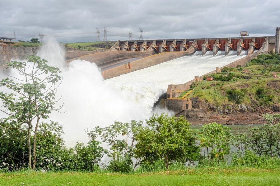 From Puerto Iguazu: Itaipu Dam Tour with Entrance Ticket - Standard visit or an upgraded circuit?