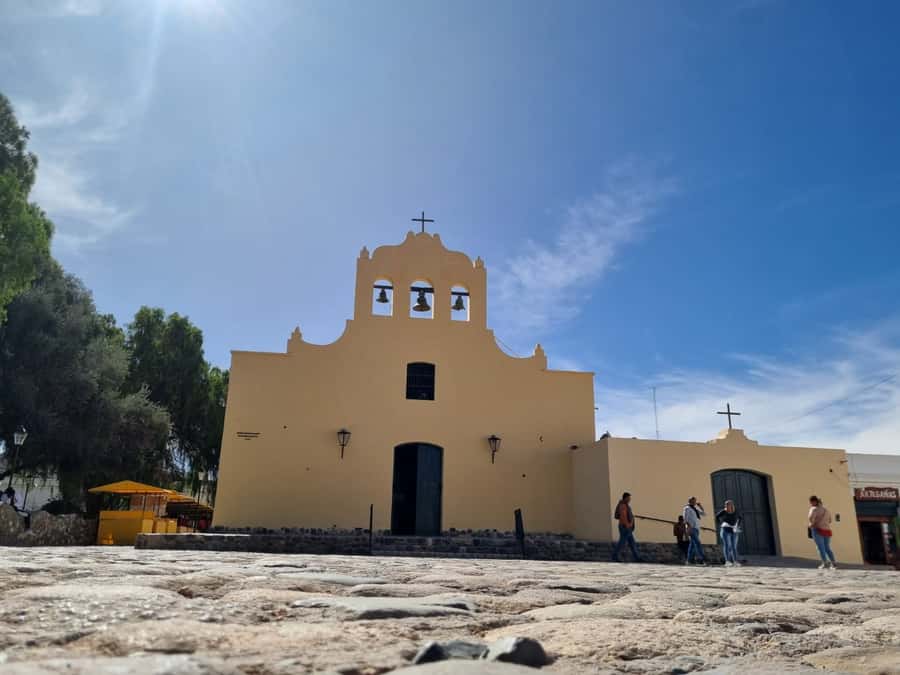 From Salta: 2-Day Guided Trip to Cafayate and Cachi - La Quebrada de las Conchas and Garganta del Diablo