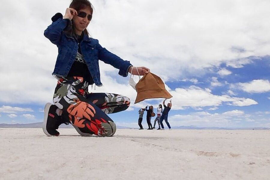 From Salta: 2 Day Guided Trip to Cafayate & Salinas Grandes - Garganta del Diablo and the red-rock country