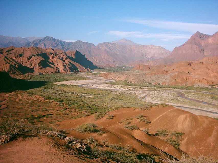 From Salta:Cafayate and the imposing Quebrada de las Conchas - Cafayate and the high-altitude wine stop