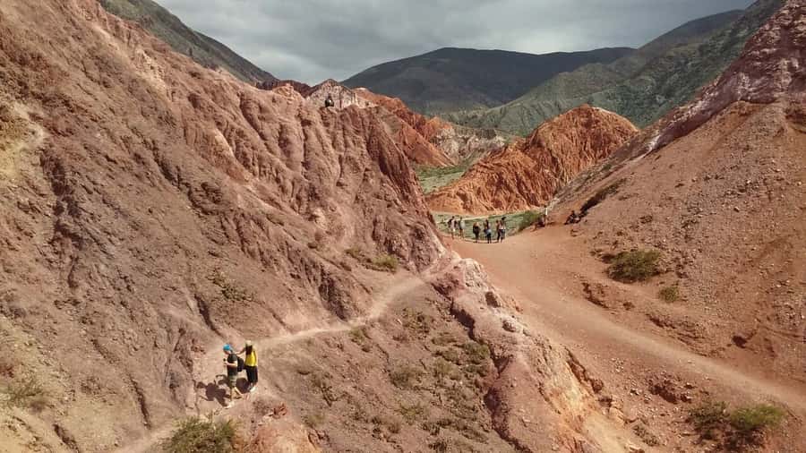 From Salta: Salinas Grandes, Purmamarca & Los Colorados Hike - Guides, language and group size