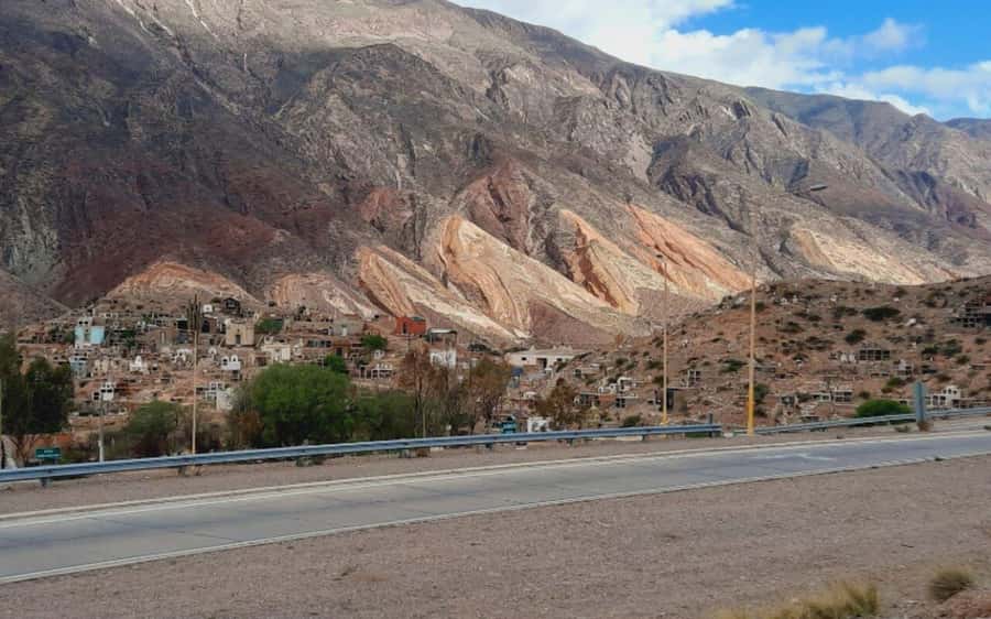 From Salta: Serranías del Hornocal & Hill of 14 Colors Tour - Humahuaca, Tumbaya, and the return to Salta