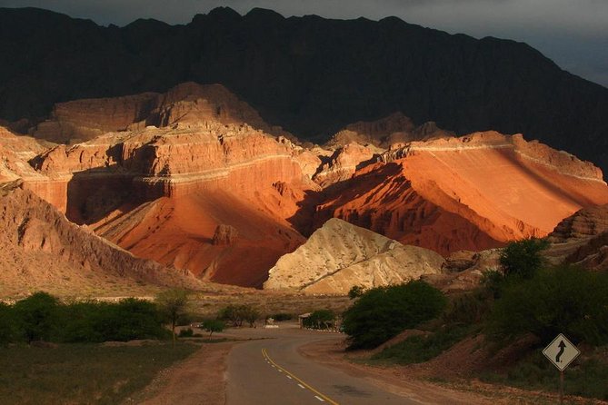 Full-day Cafayate, Lerma Valley, and Wine Tasting from Salta - Garganta del Diablo: a quick look into the canyon