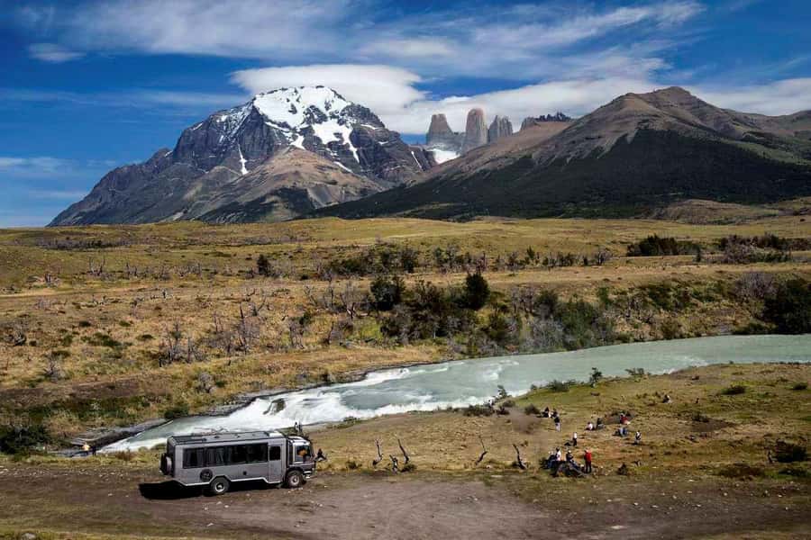 Full-day excursion to Torres del Paine National Park - Starting before sunrise in El Calafate