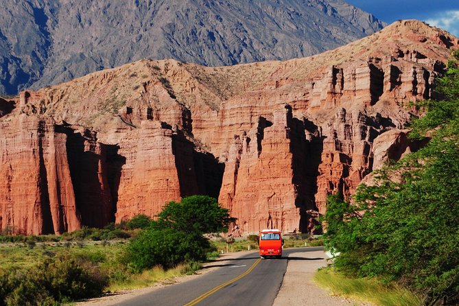 Full-Day Tour Cafayate Calchaqui Valleys with Wine - La Punilla and Los Castillos