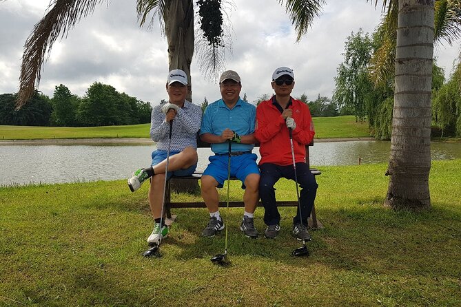 Golf day in Buenos Aires with Hotel pick Up and Drop Off. We stay with you - The hotel pickup and arrival at the club