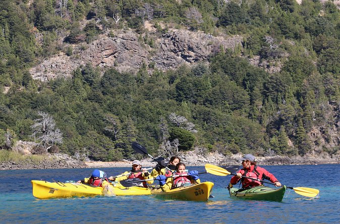 Half a day of kayaking on the Nahuel Huapi lake in private service - Launching from Bahía López