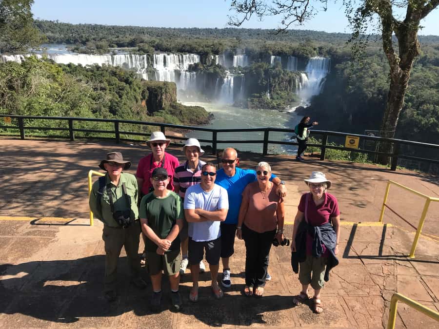 Iguassu Falls: Private Tour Argentina side - The Brazilian park setting and the border crossing