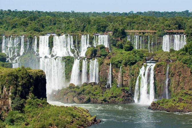 Iguazu Falls: Visit to Argentinian and Brazilian Side in two days - Crossing between Argentina and Brazil