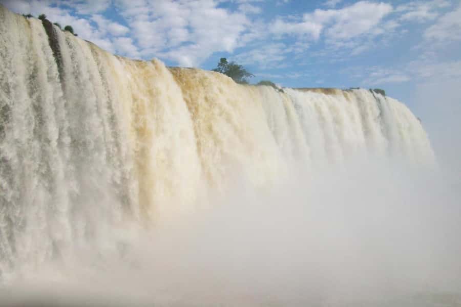 Iguazu in 2 Days: Argentina & Brazil Sides of Iguazu Falls - Who will like this package most