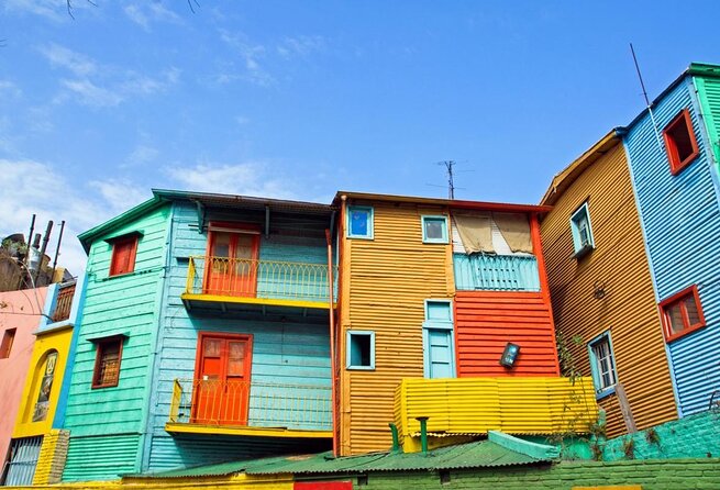 La Boca, a collective creation: Port, immigrants, arts and football - Five good reasons to consider this La Boca walk
