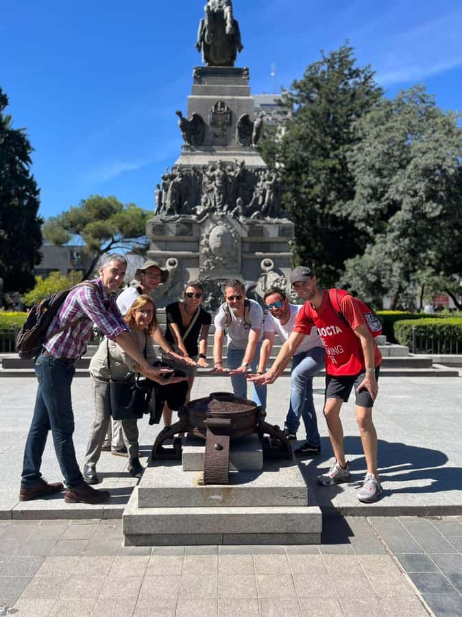 La Docta Free Walking Tour "Córdoba La Antigua". - Manzana Jesuítica and the UNC Historical Museum