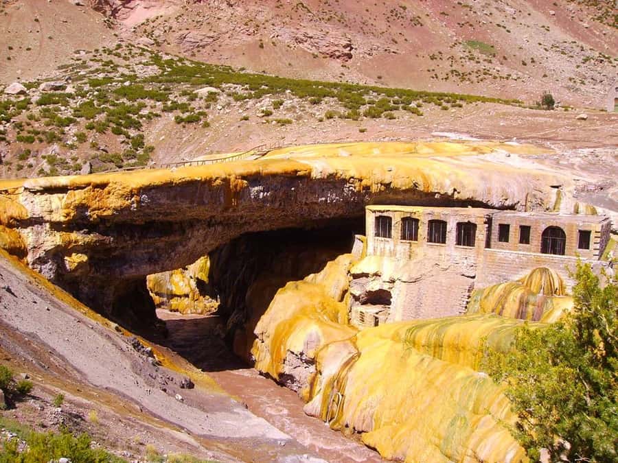 Mendoza: Aconcagua, Uspallata & Puente del Inca Day Trip - Uspallata and the old Inca corridor
