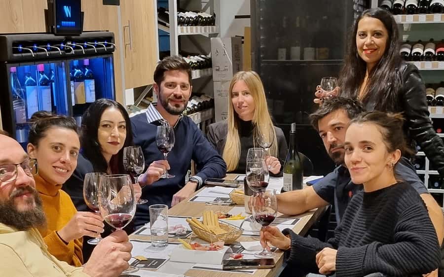 Mendoza: Classic Wine Tasting - A short taste of Mendoza at Código Vinario